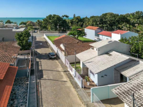 Linda casa a 150m da praia e prox ao Beto Carrero